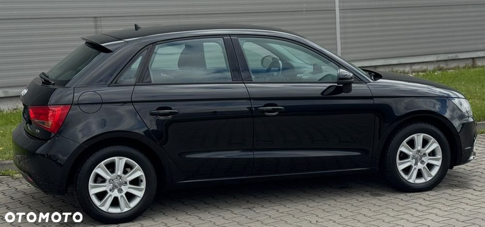 Audi A1 Sportback 1.6 TDI Attraction - 6
