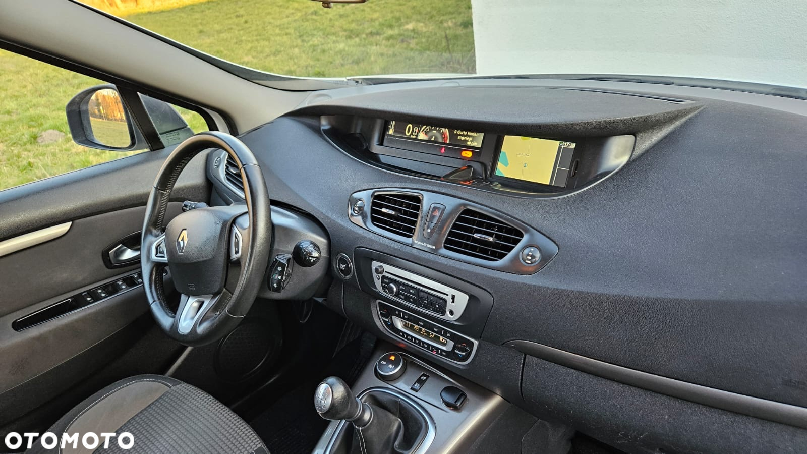 Renault Scenic ENERGY TCe 115 S&S Xmod Paris - 32