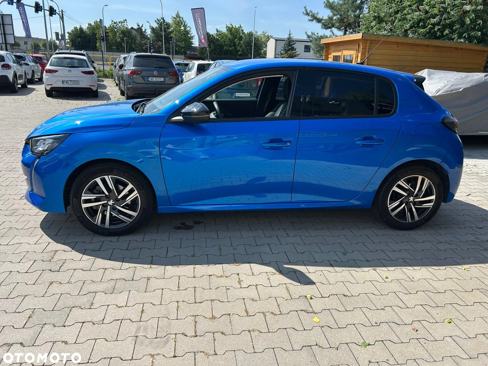 Peugeot 208 PureTech 100 Allure - 12