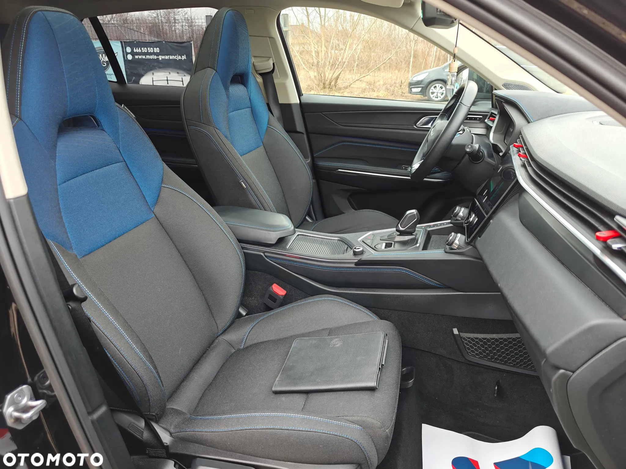 Volvo XC 40 - 18