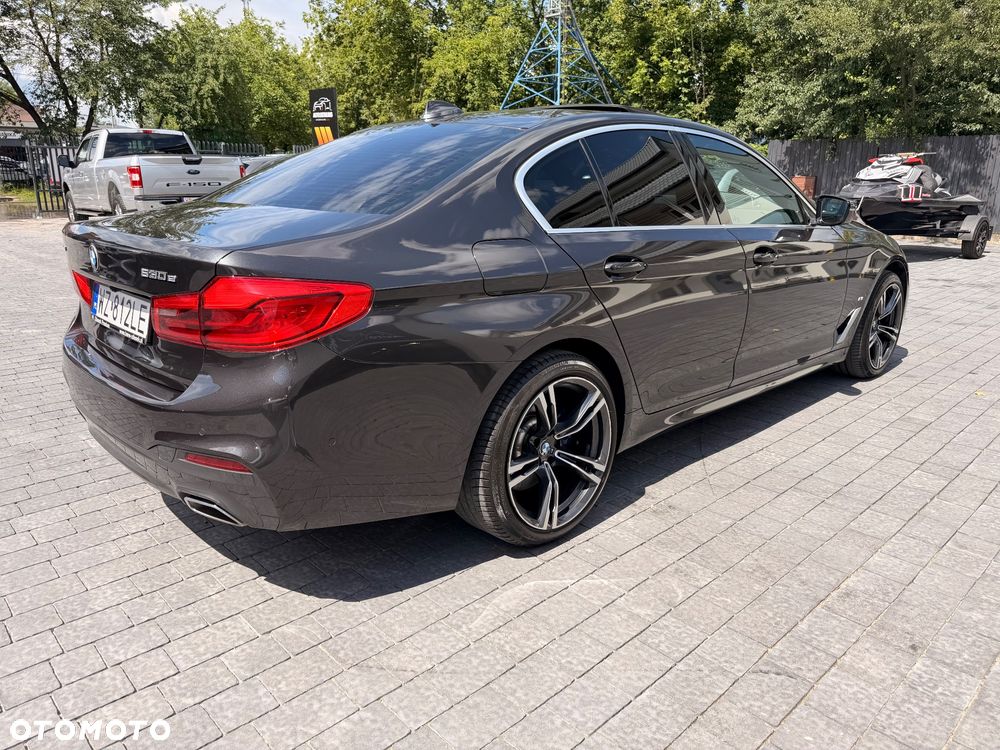 BMW Seria 5 530e iPerformance xDrive - 9