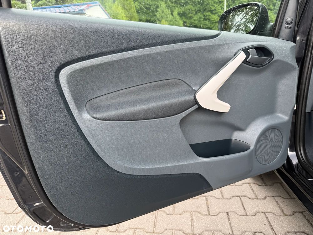 Ford KA 1.2 Titanium - 14