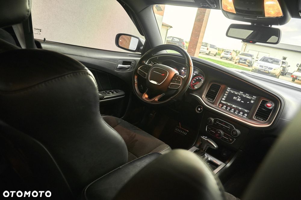 Dodge Charger 5.7 R/T - 27