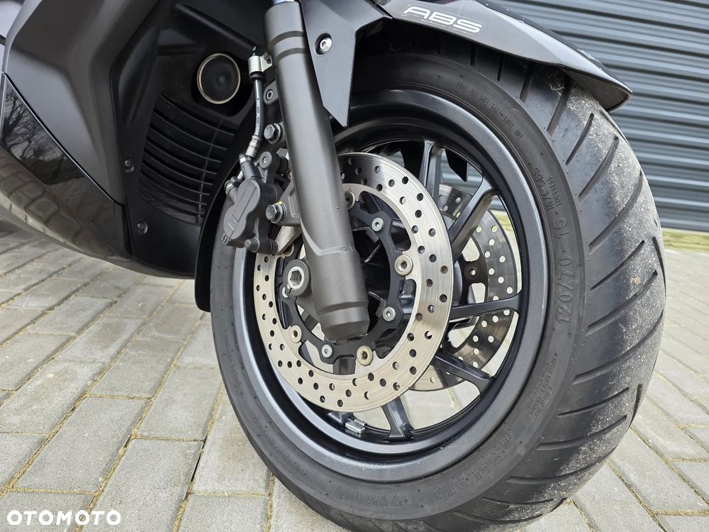 Yamaha X-max - 15