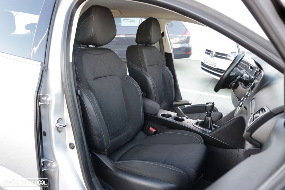 Renault Mégane 1.5 Blue dCi Limited - 19