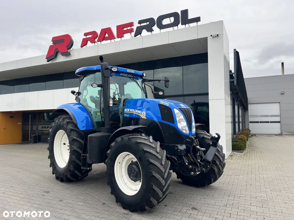New Holland T7 200