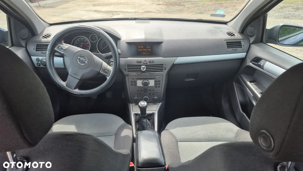 Opel Astra 1.6 Enjoy - 8