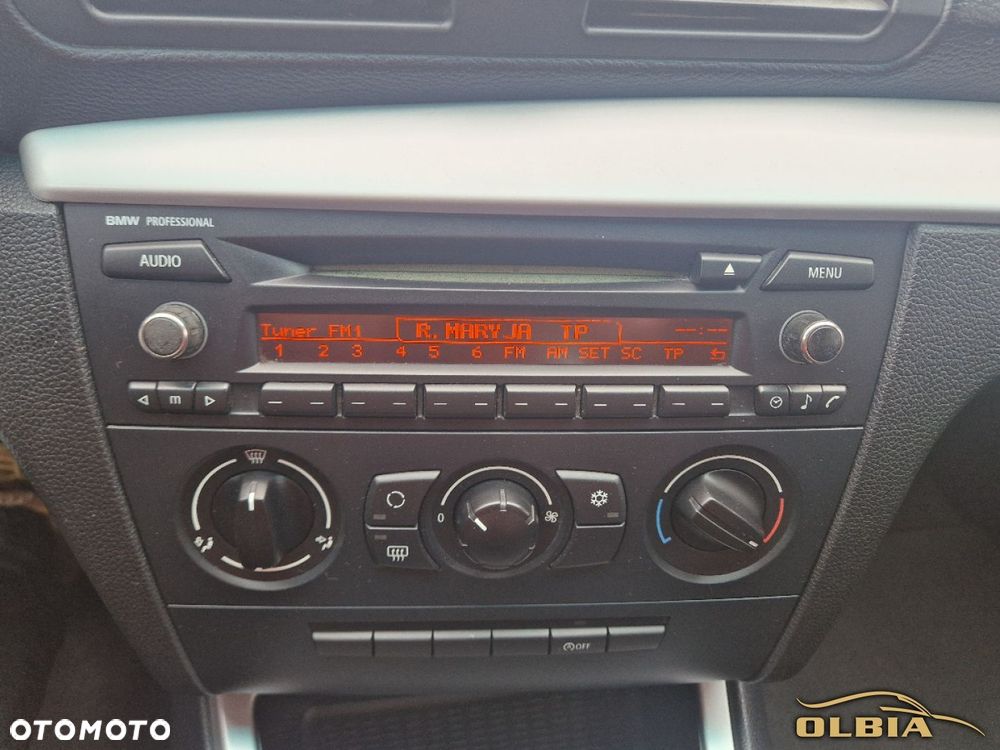 BMW Seria 1 - 24