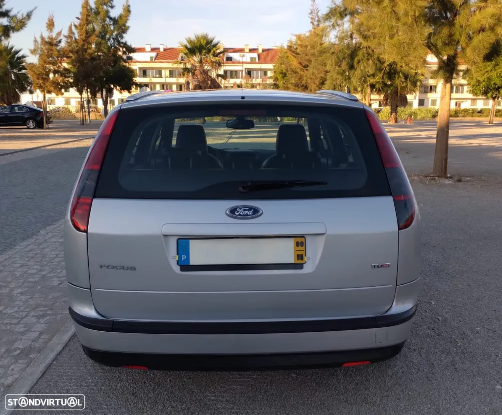 Ford Focus SW 1.6 TDCi Titanium 17 - 4