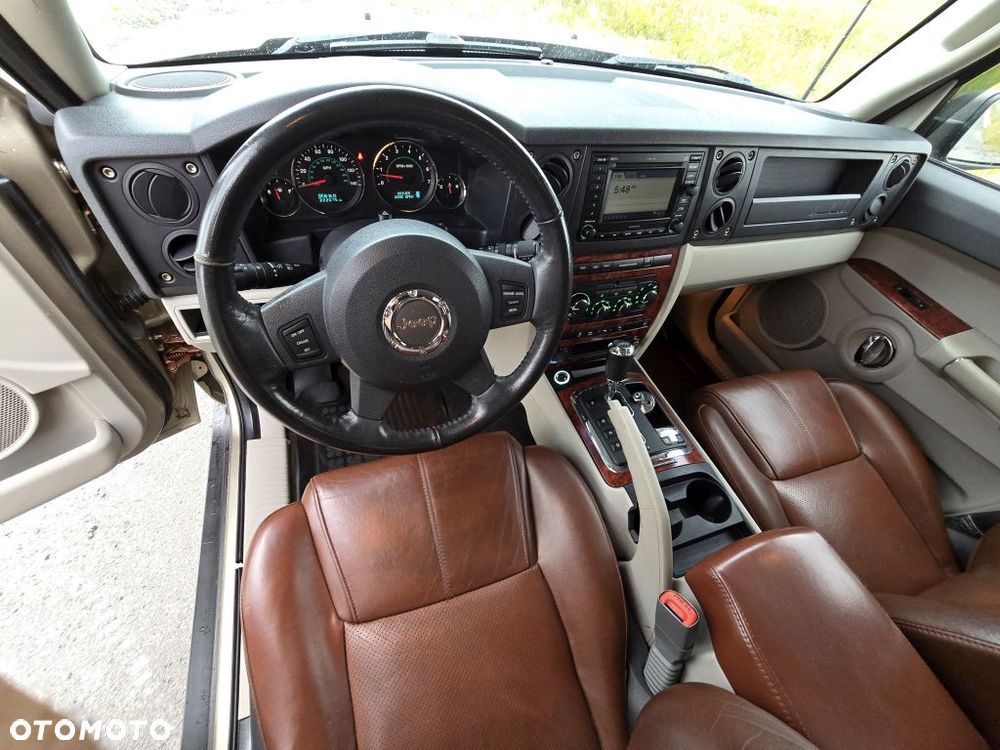 Jeep Commander 5.7 V8 HEMI Automatik Limited - 39