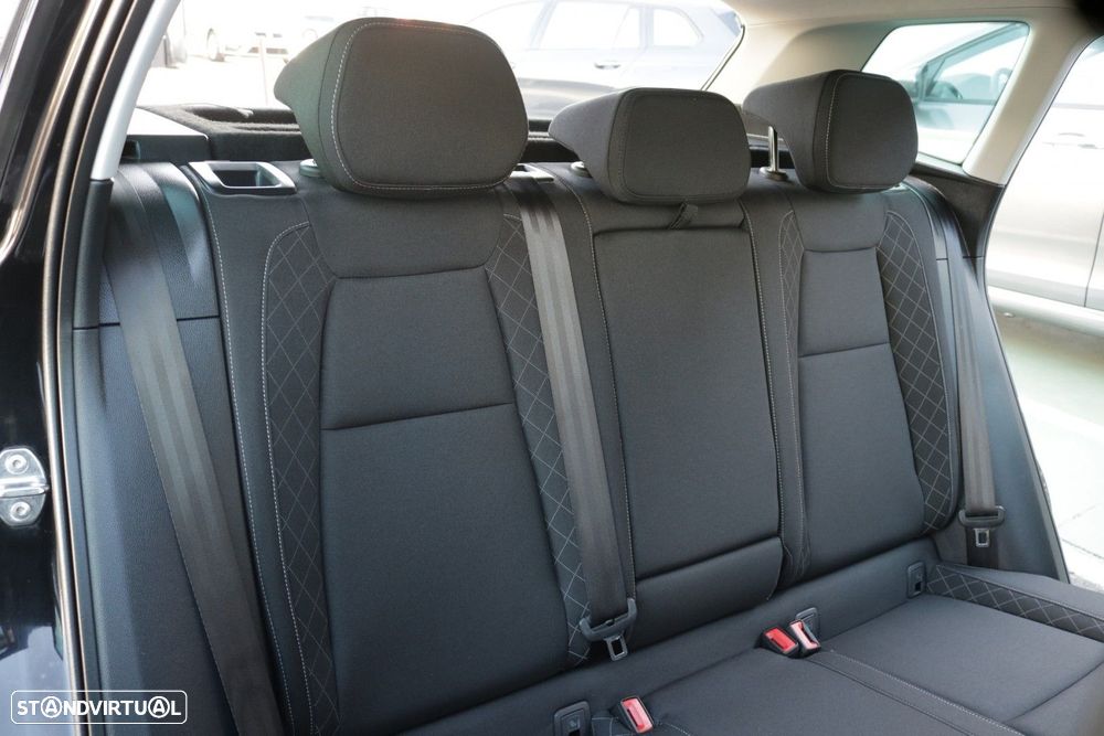 Skoda Karoq 2.0 TDI Ambition - 20