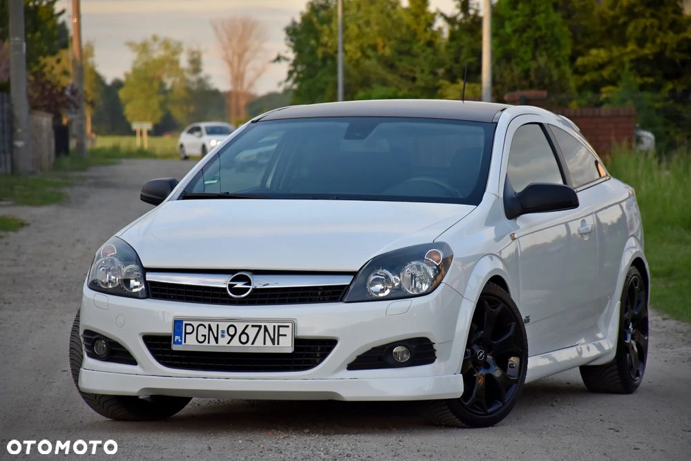 Opel Astra 1.8 Black&White - 3