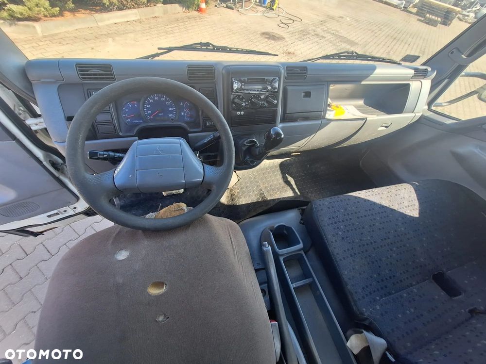 Mitsubishi Canter - 16