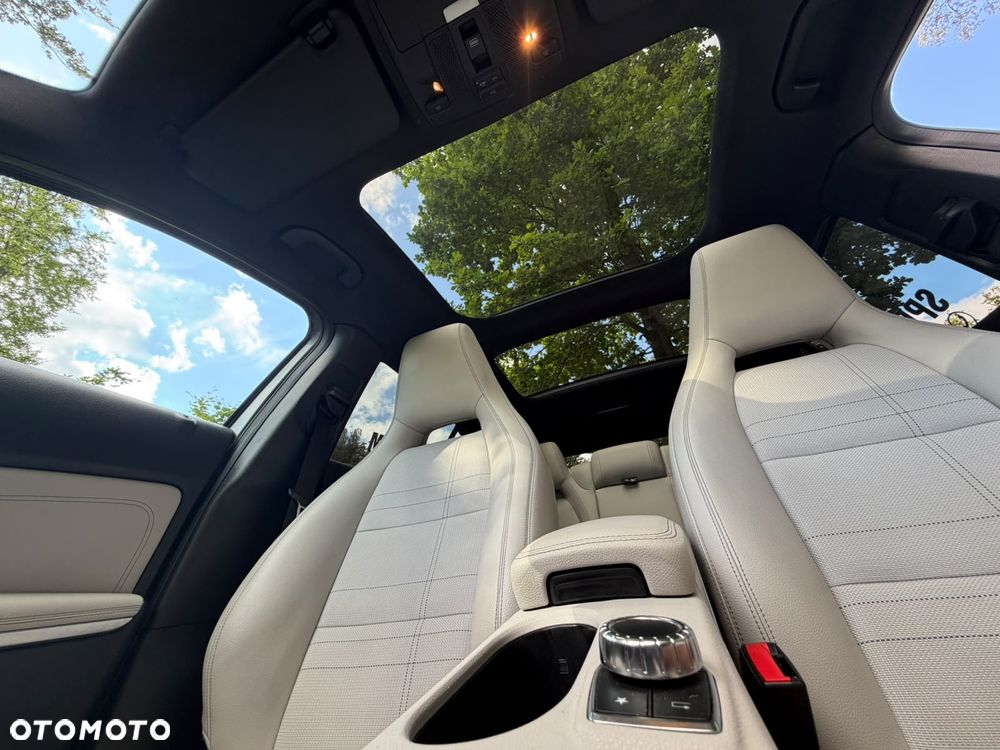 Mercedes-Benz GLA 220 d 4-Matic AMG Line - 3