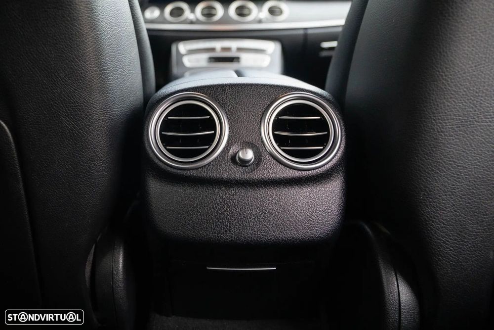 Mercedes-Benz E 300 - 19