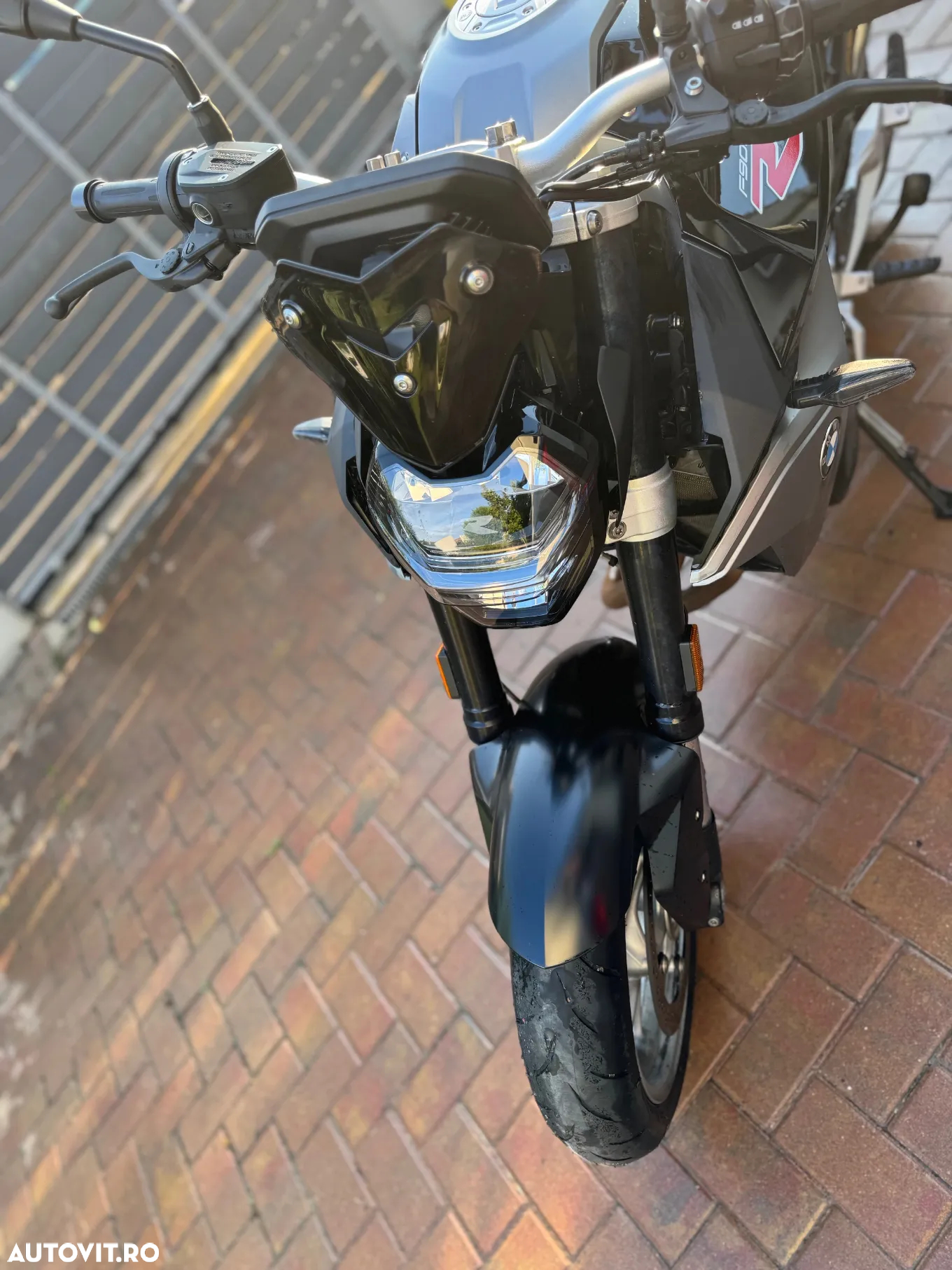 BMW F900R - 6