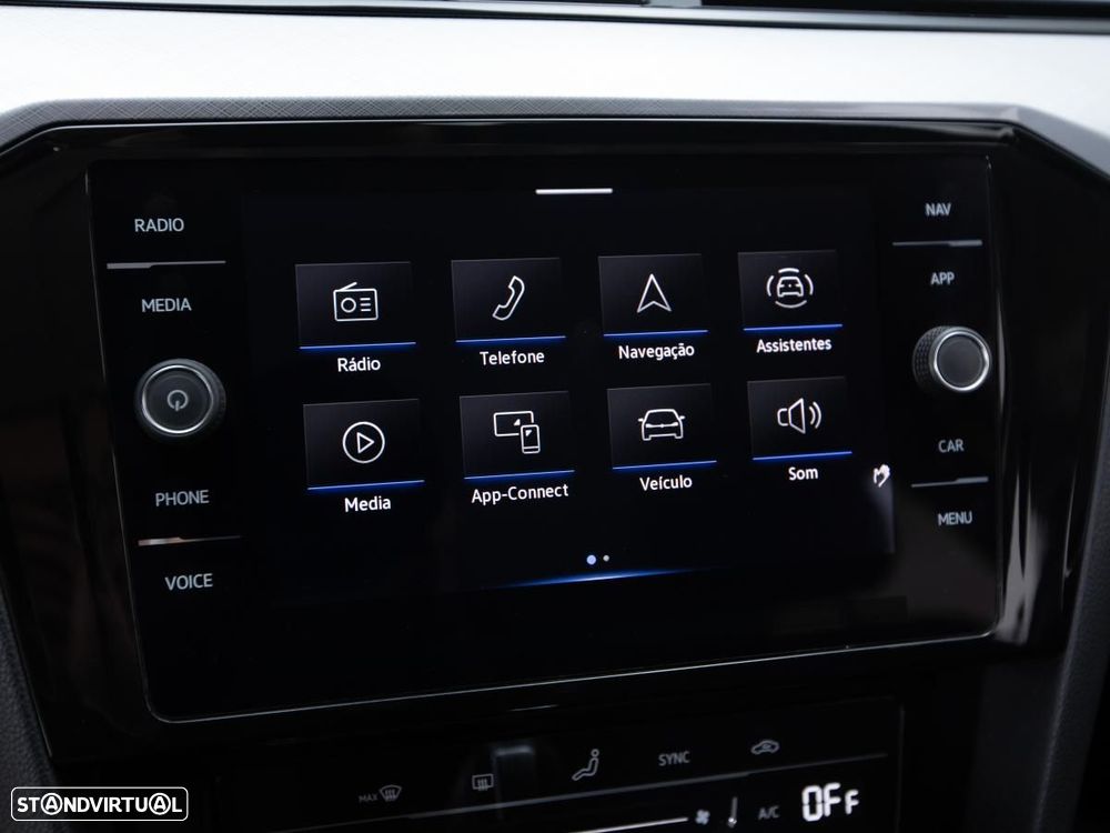 VW Passat Variant 2.0 TDI Business DSG - 25