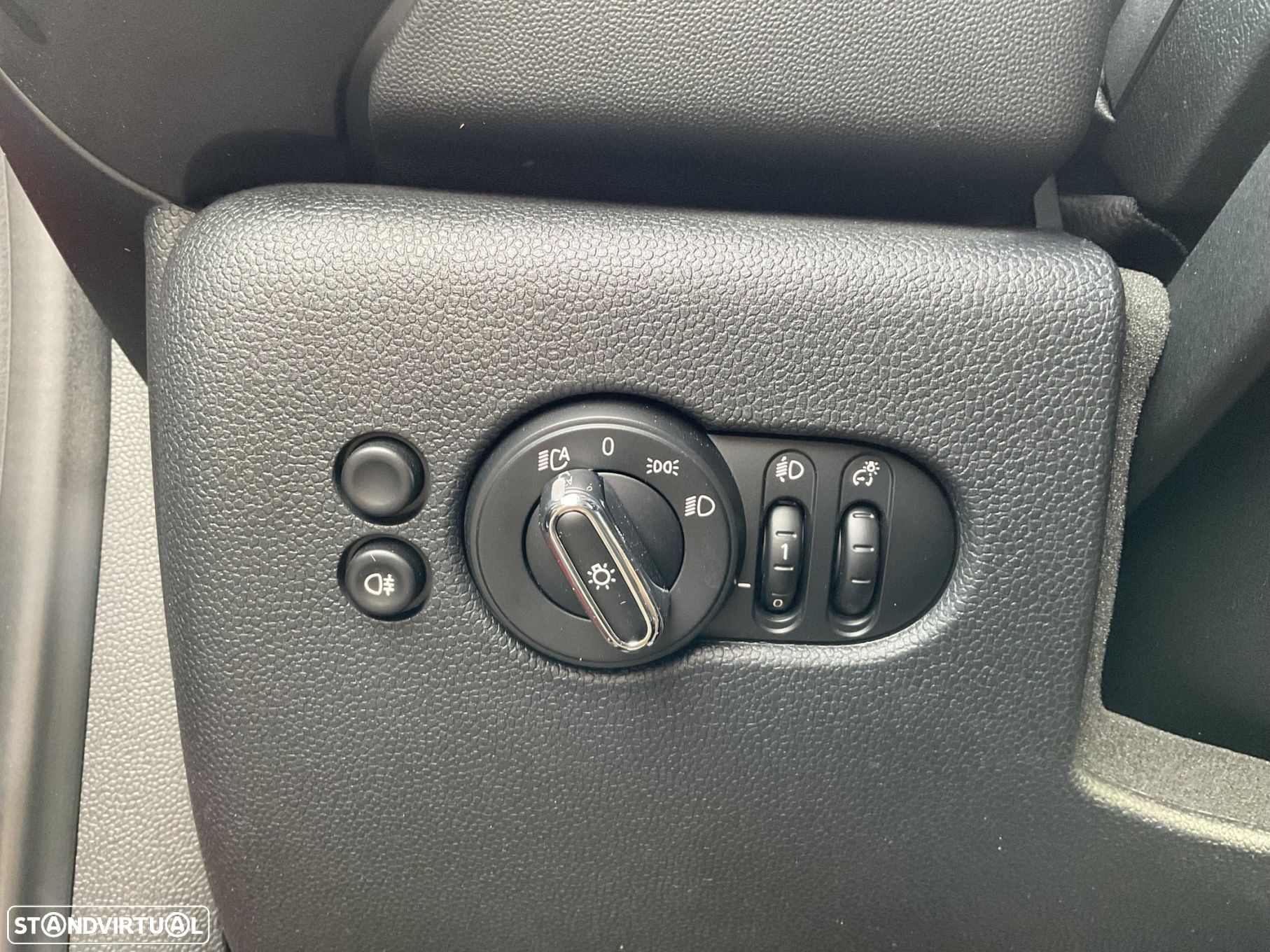 MINI 3 Portas Cooper SE - 29