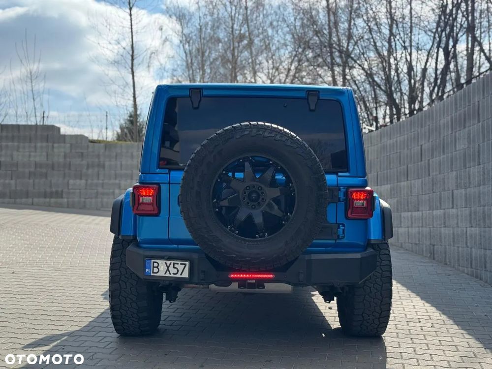 Jeep Wrangler - 4