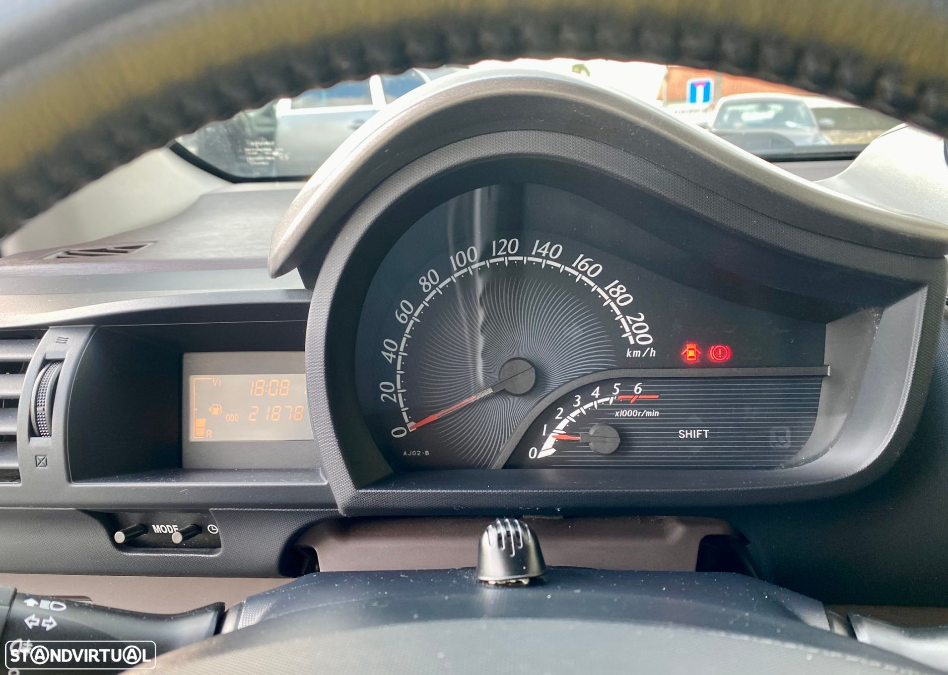 Toyota iQ 1.4 D-4D 2 NAVI+Bluetooth - 28