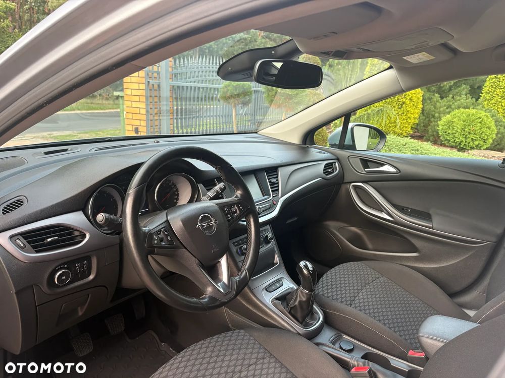 Opel Astra - 12