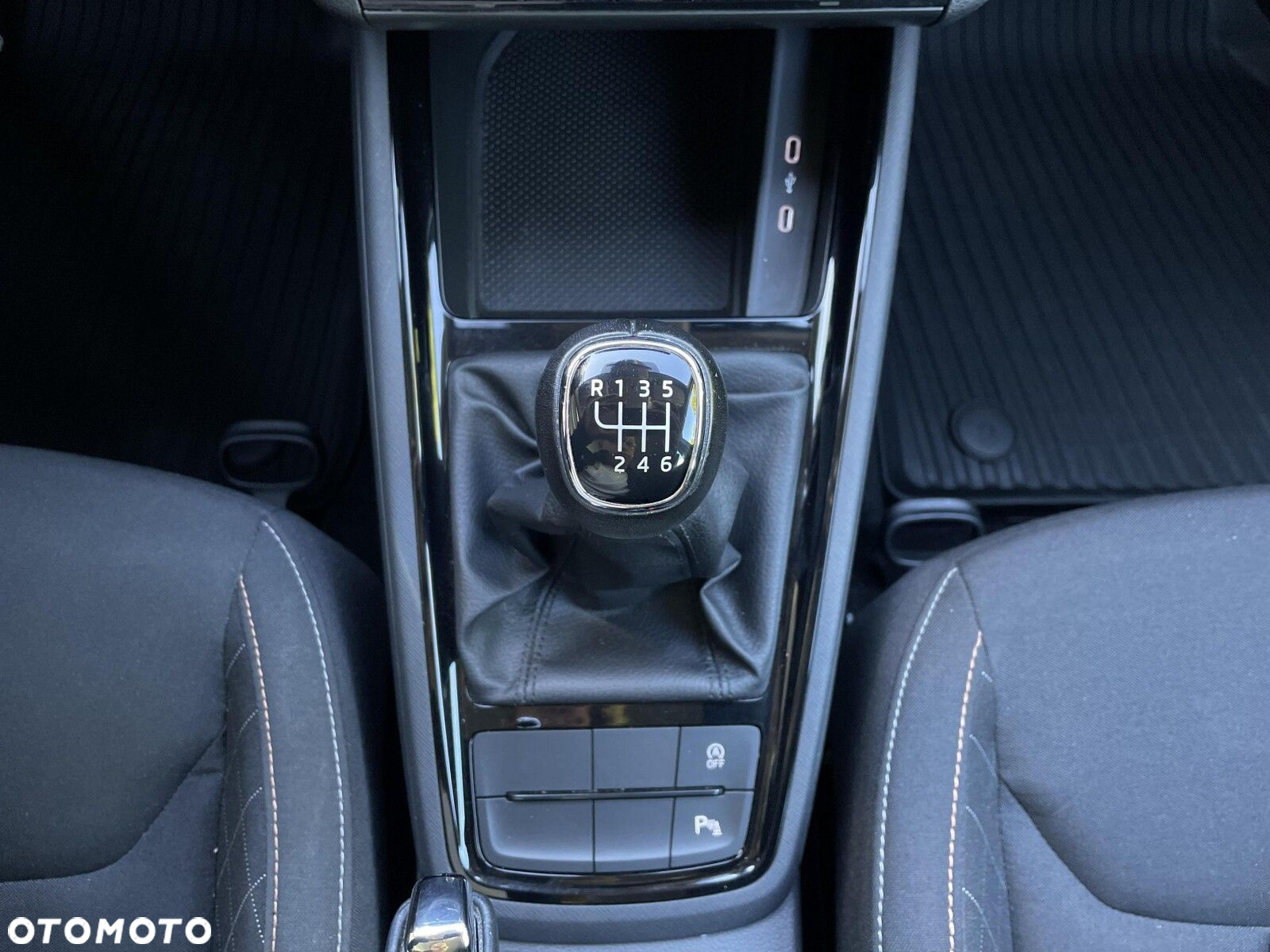 Skoda Kamiq 1.0 TSI Ambition - 22
