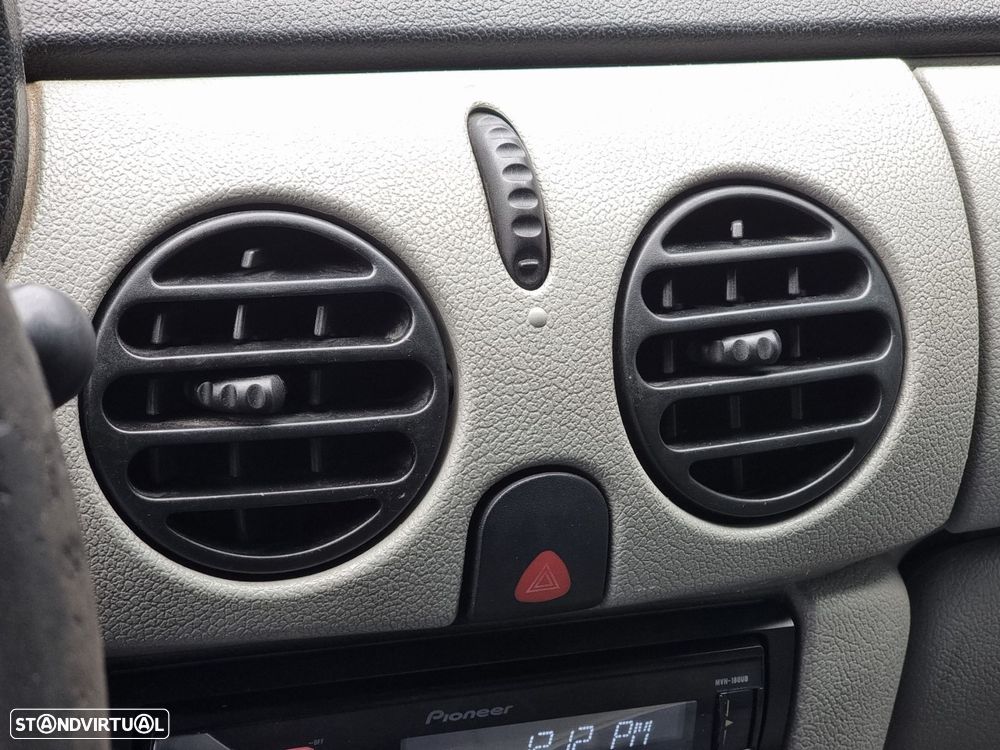 Renault Kangoo 1.5 dCi 65 Confort - 6