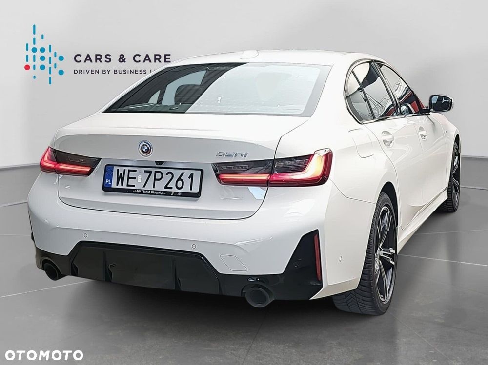 BMW Seria 3 320i - 28