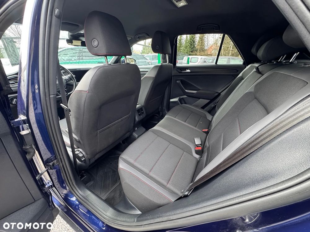 Volkswagen T-Roc - 9