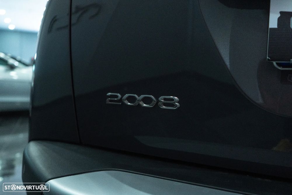 Peugeot 2008 1.2 PureTech Allure Pack - 5