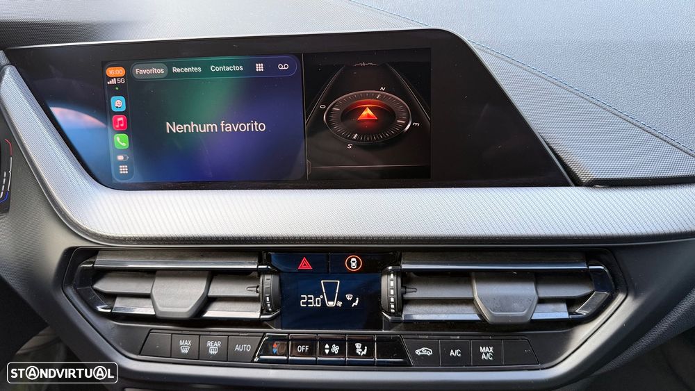 BMW 118 i Pack Desportivo M Auto - 29