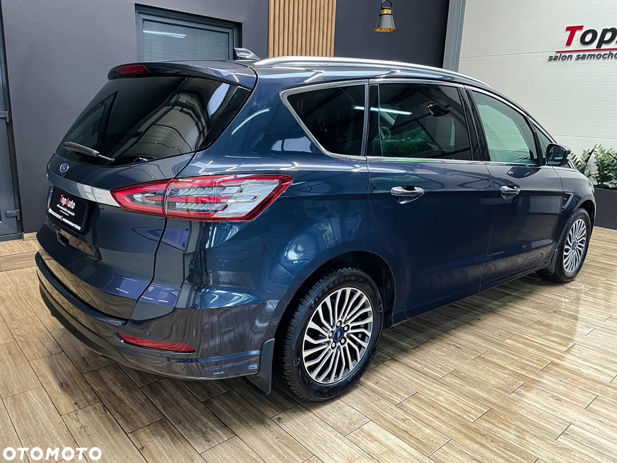 Ford S-Max - 7