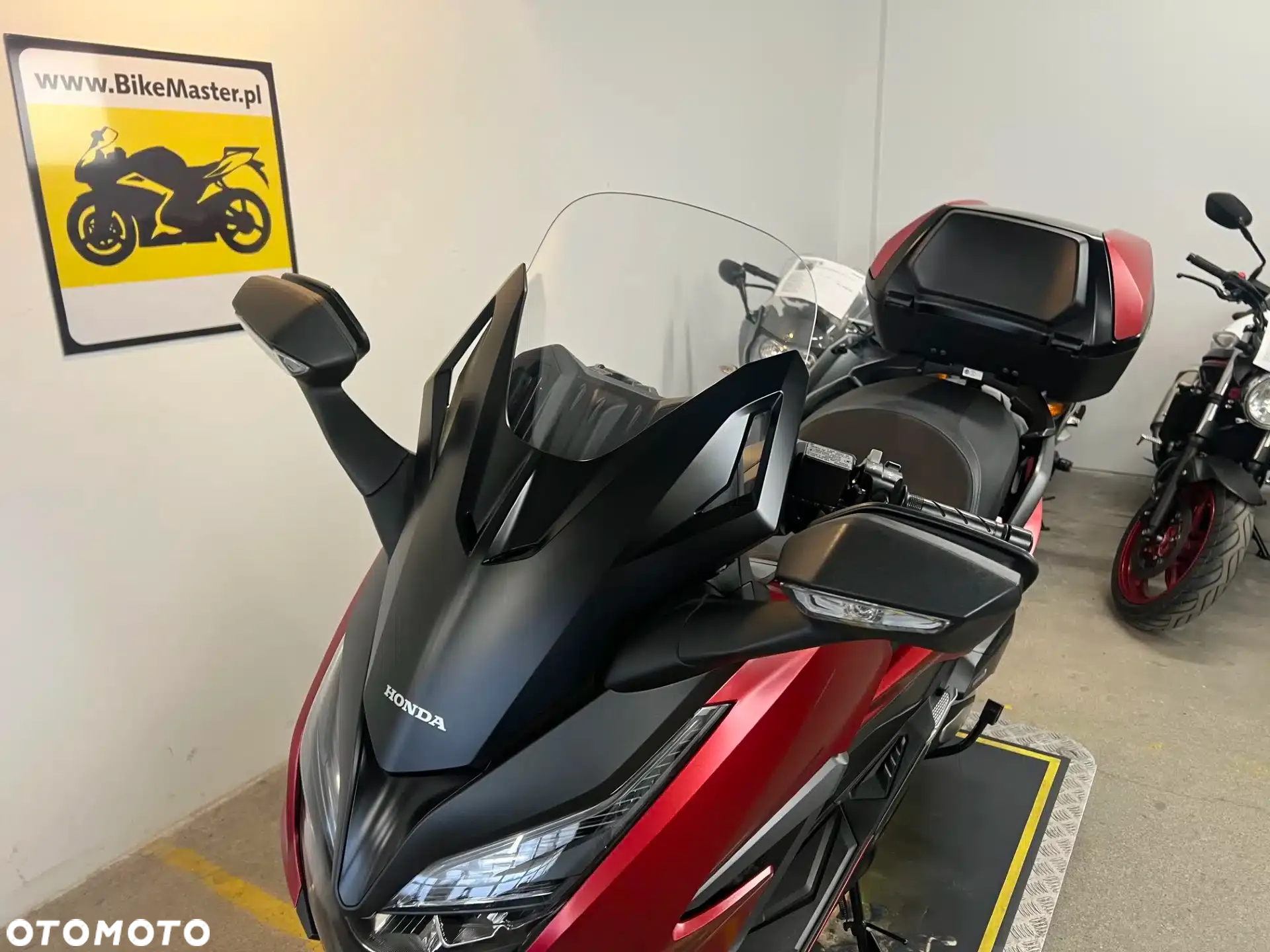 Honda NSS - 22