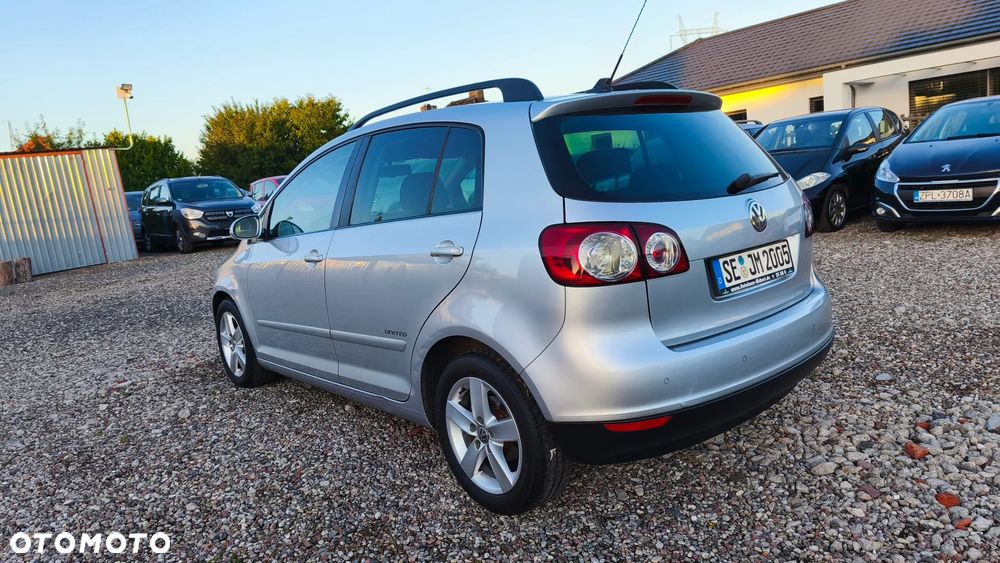 Volkswagen Golf - 11