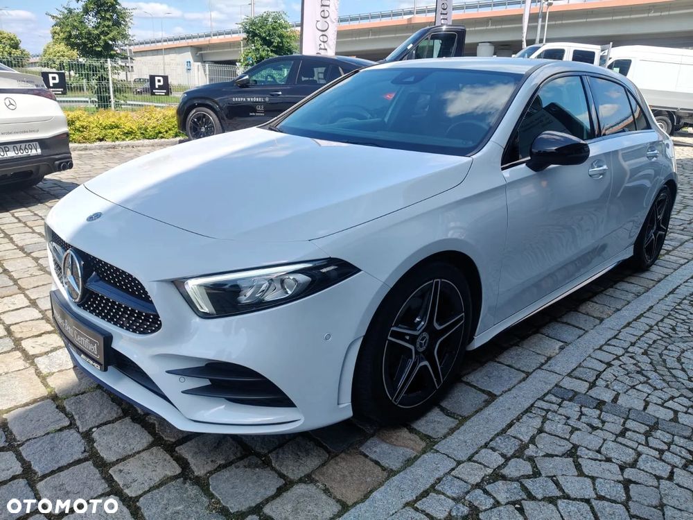 Mercedes-Benz Klasa A 200 AMG Line 7G-DCT - 3
