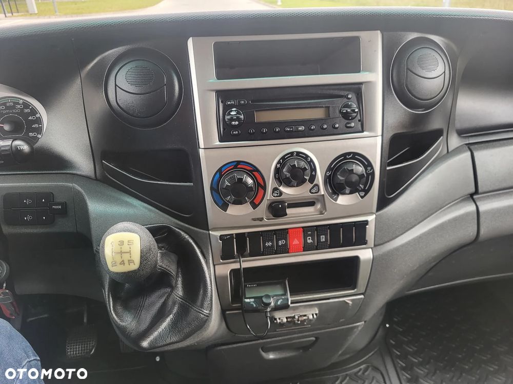 Iveco Daily - 28
