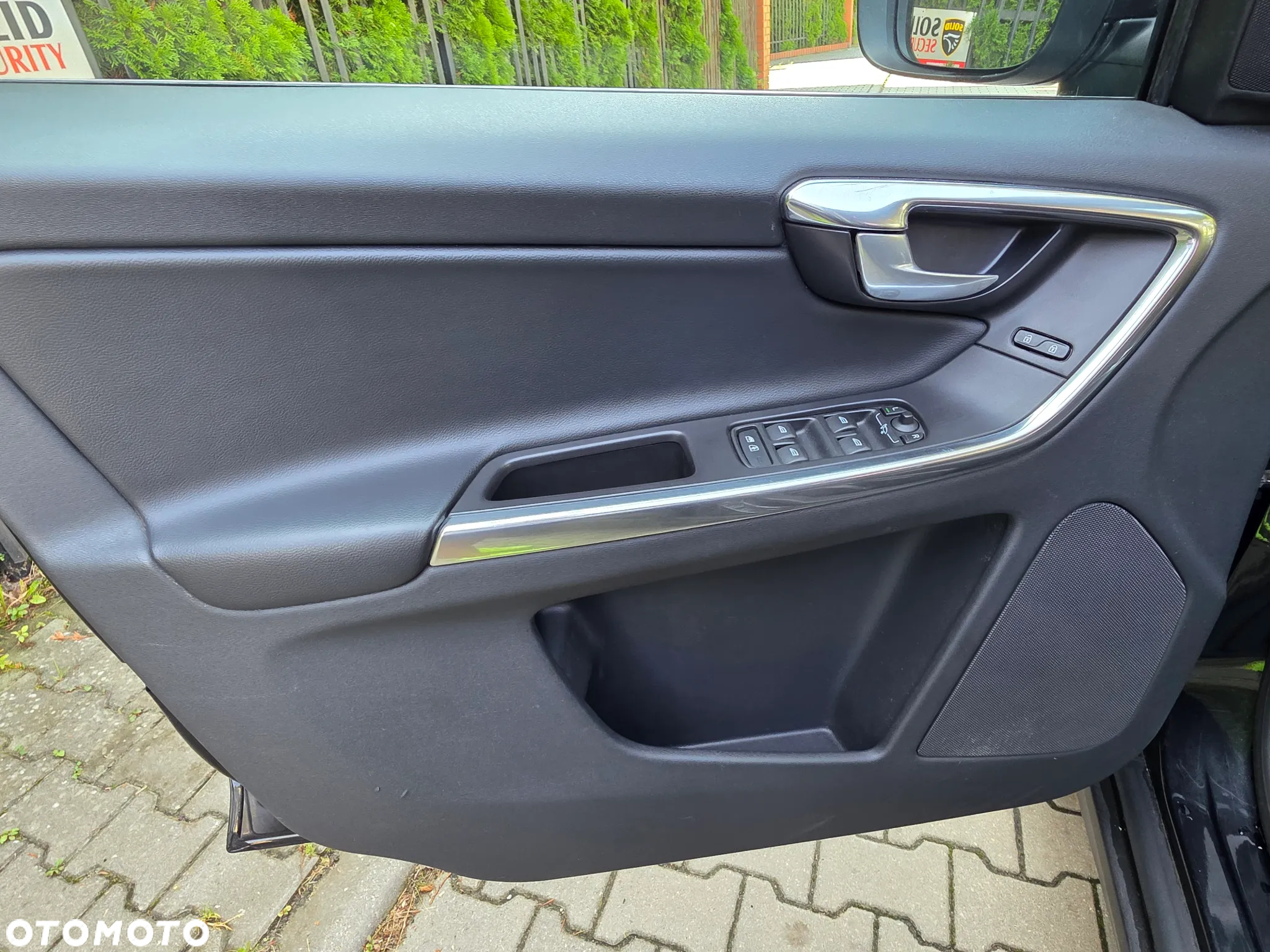Volvo XC 60 D5 AWD Geartronic Summum - 9