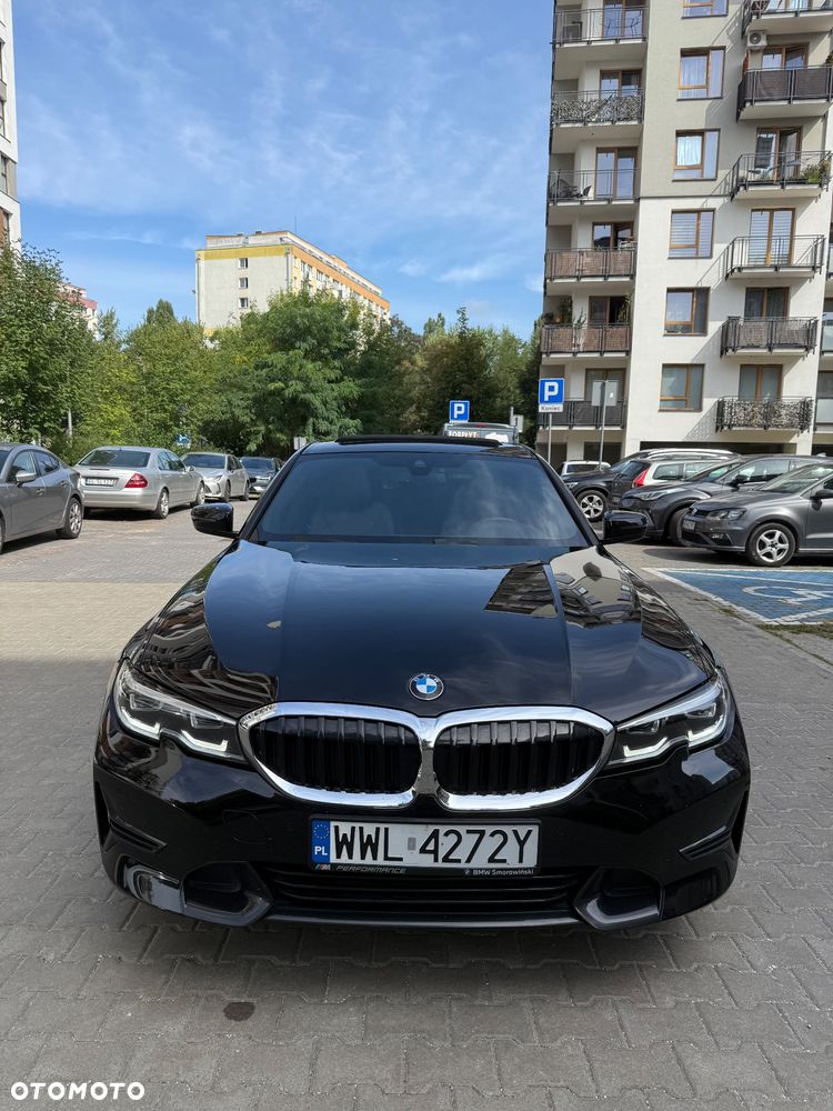 BMW Seria 3 330i Sport Line - 5