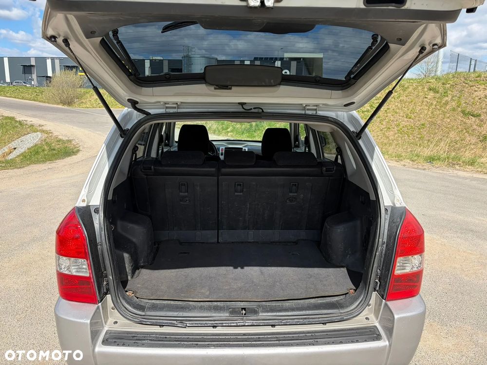Hyundai Tucson 2.0 4WD GLS - 11