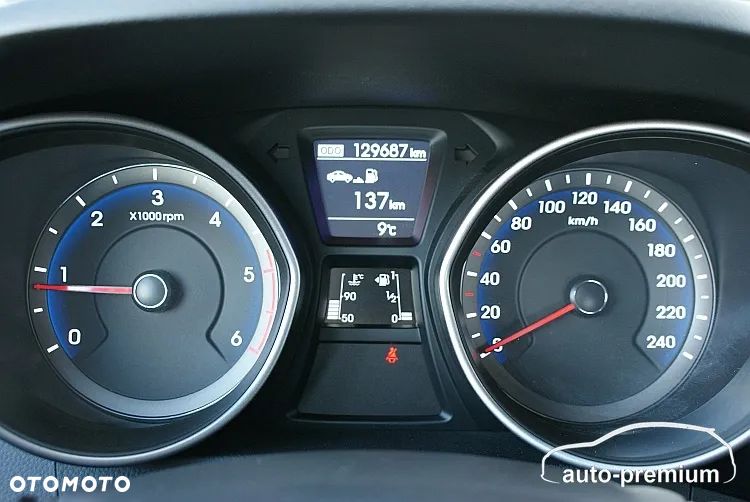 Hyundai i30 1.6 CRDI Fifa World Cup Edition - 12