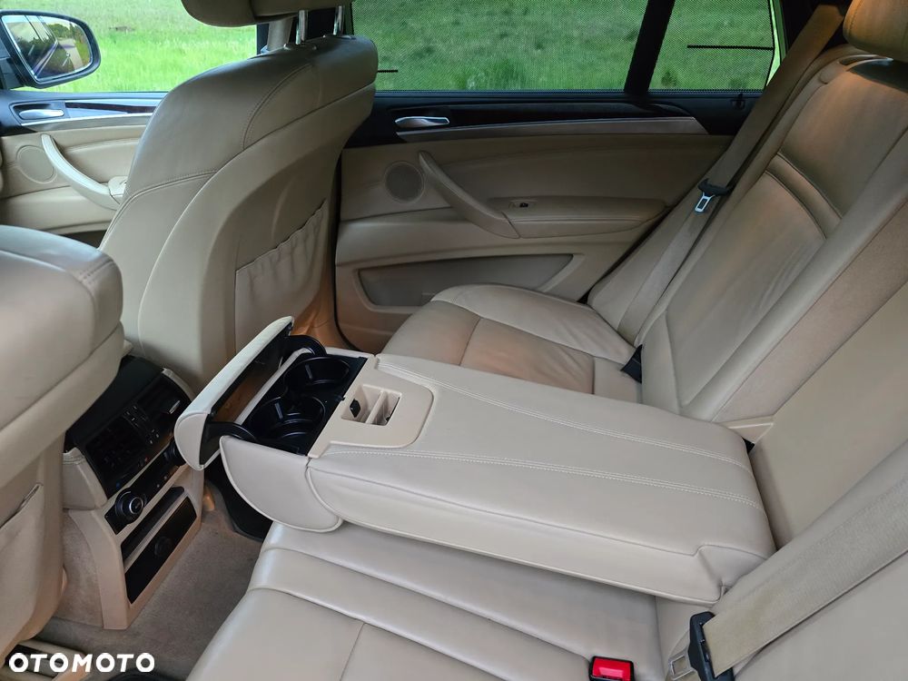 BMW X5 xDrive35d - 19