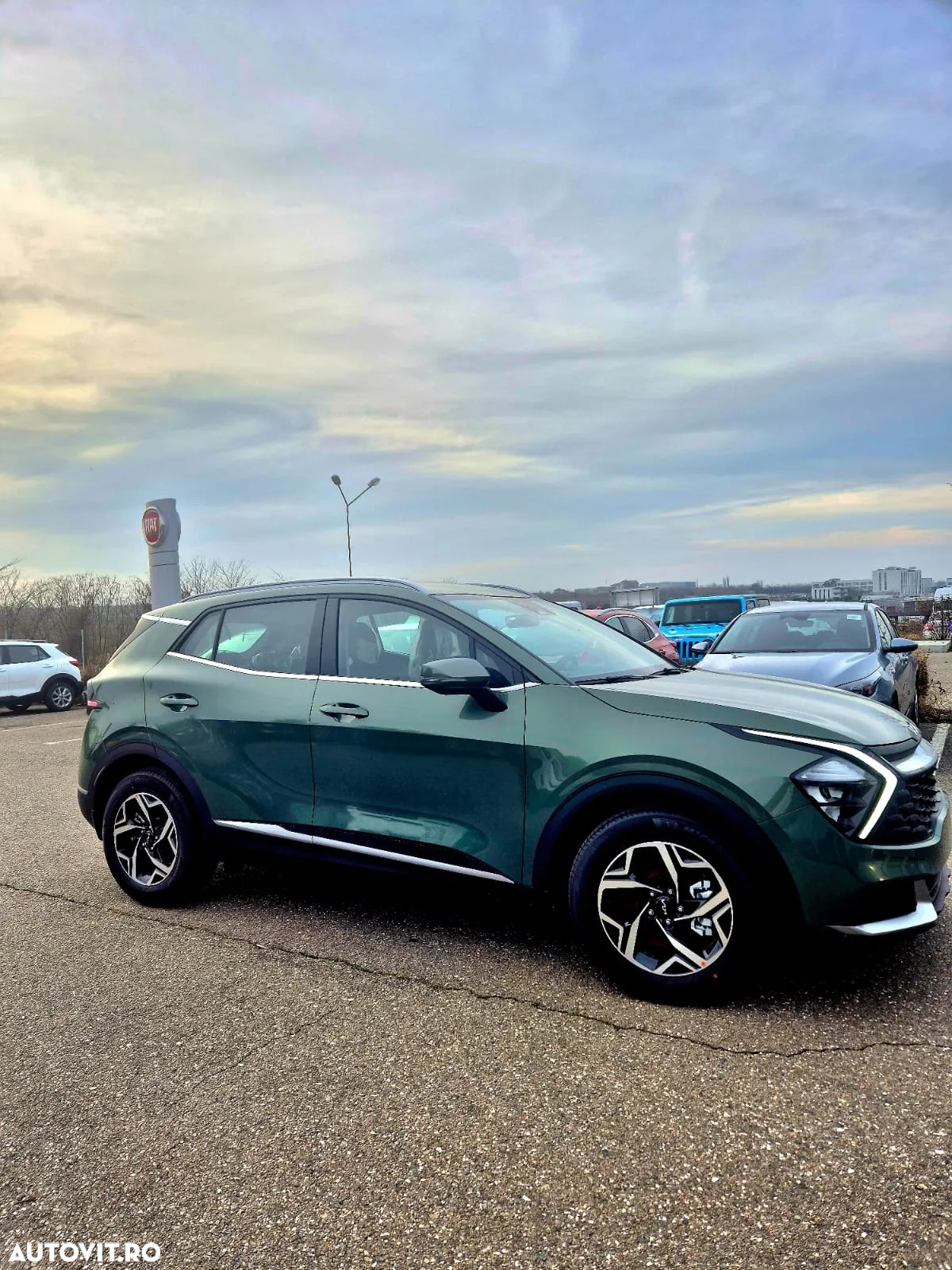 Kia Sportage 1.6 T-GDI MHEV 7DCT HP 4x2 Urban - 2