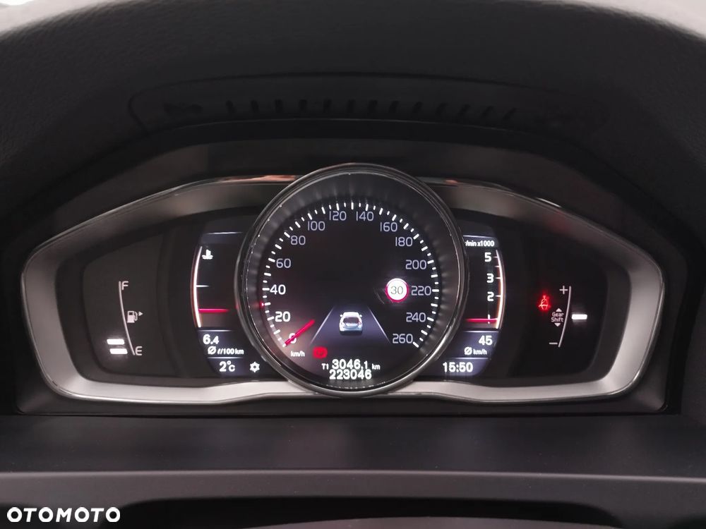 Volvo V60 Cross Country D3 Drive-E Momentum - 7