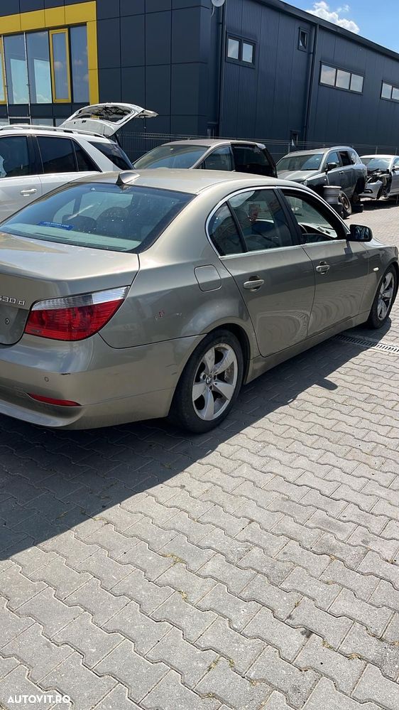 Dezmembram BMW seria 5 E60 3.0 diesel din 2007 - 3