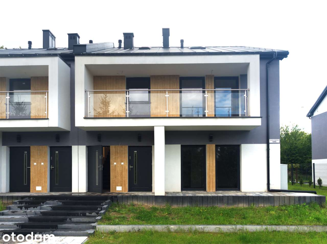 GOTOWY BEZCZYNSZOWY APARTAMENT Z FOTOWOLTAIKĄ - Pełny obrazek: 2/14