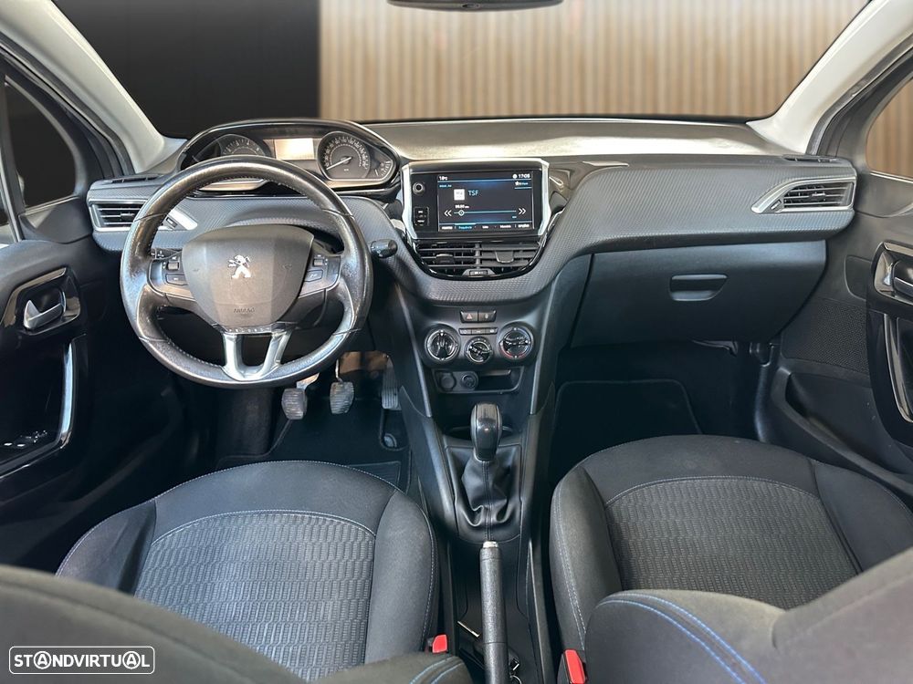 Peugeot 208 1.2 PureTech Style - 10