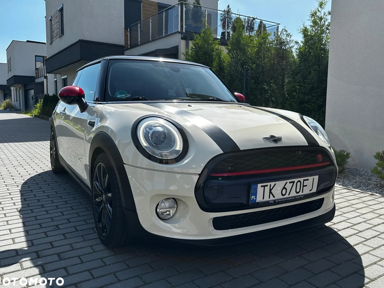 MINI Cooper Standard - 2