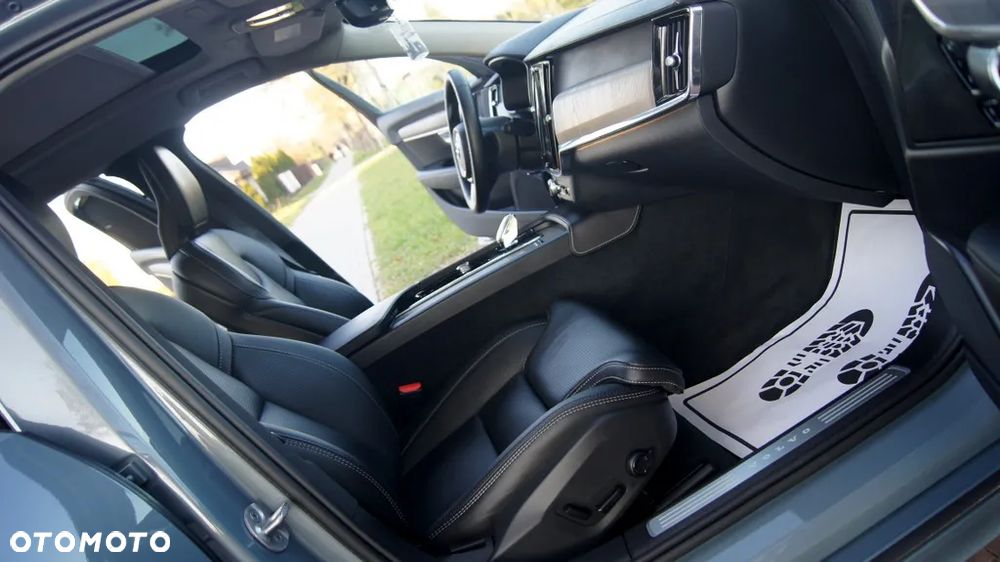 Volvo S90 T6 AWD Inscription - 33