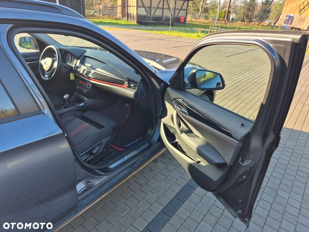 BMW X1 sDrive18d - 29