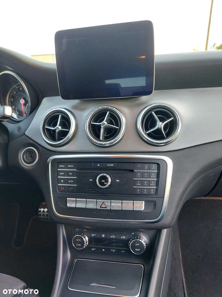 Mercedes-Benz CLA - 6